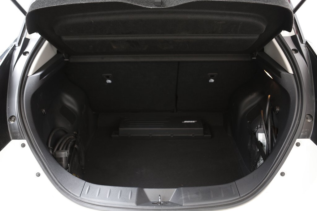 Halvkombi Nissan Leaf 24 av 24