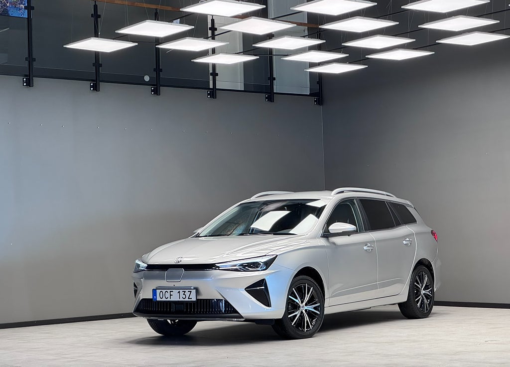 MG 5 Long Range 61.1 kWh Luxury / Drag /  360° 