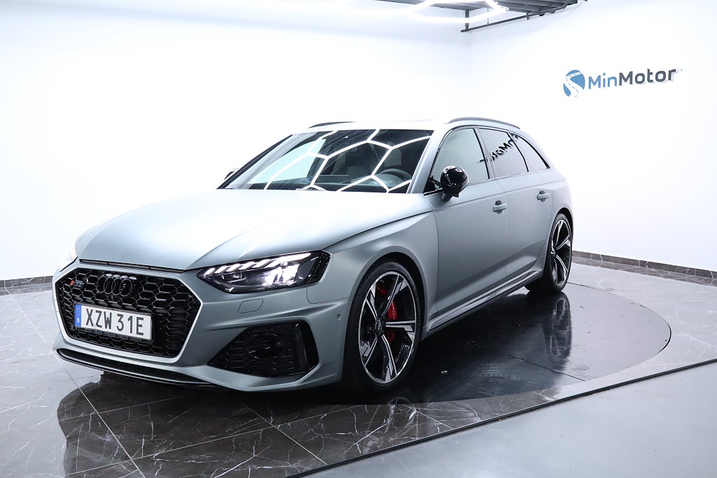 Audi RS4 | PANO | MILLTEK | HUD | KEYLESS