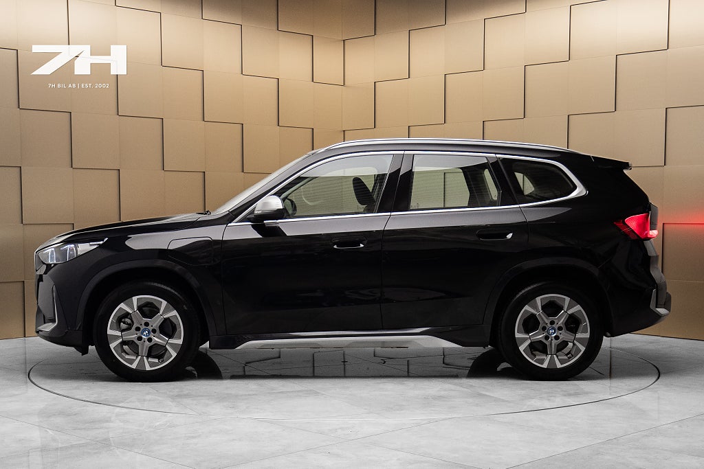 BMW X1 xDrive25e xLine Premium / Kamera / Farthållare / Drag