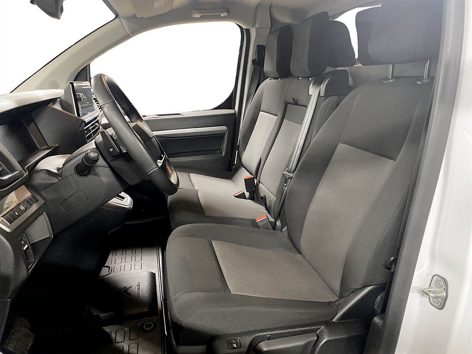 Bild på Citroën ë-Jumpy Business 75kWh 136hk Aut L3 B-KAMERA VÄRMARE