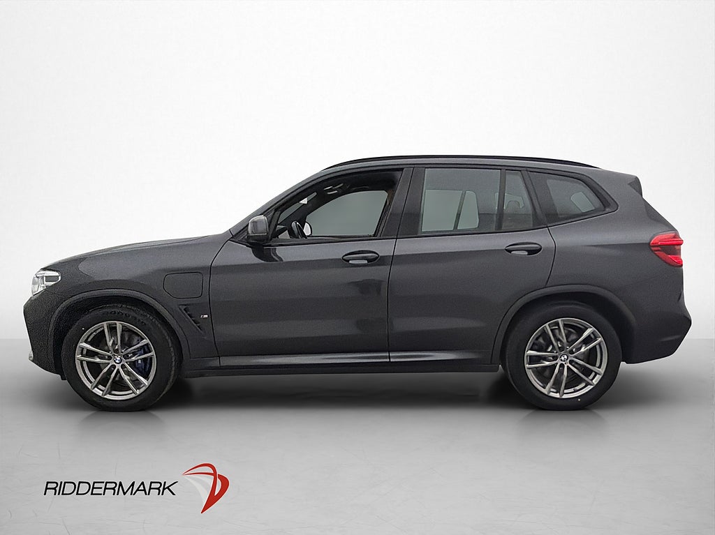 BMW X3 xDrive30e 292hk M Sport Cockpit Kamera Drag Navi