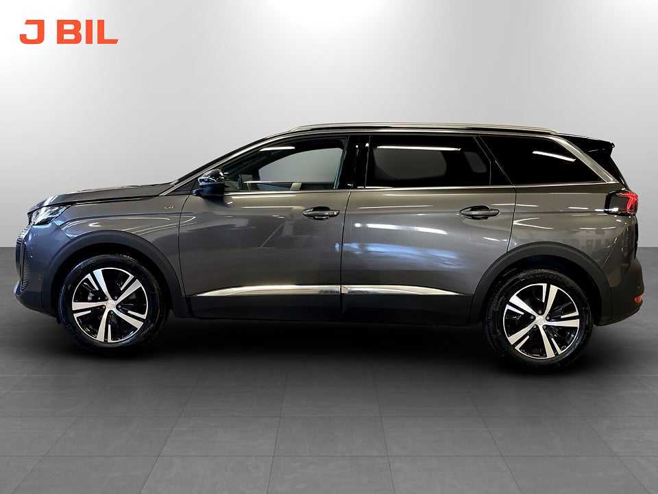 Bild på Peugeot 5008 GT 1.2 PT 130hk Aut 7-SITS B-KAMERA