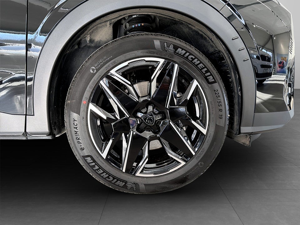 Bild på Peugeot 5008 GT Hybrid 145hk Aut 7-SITS - DEMO