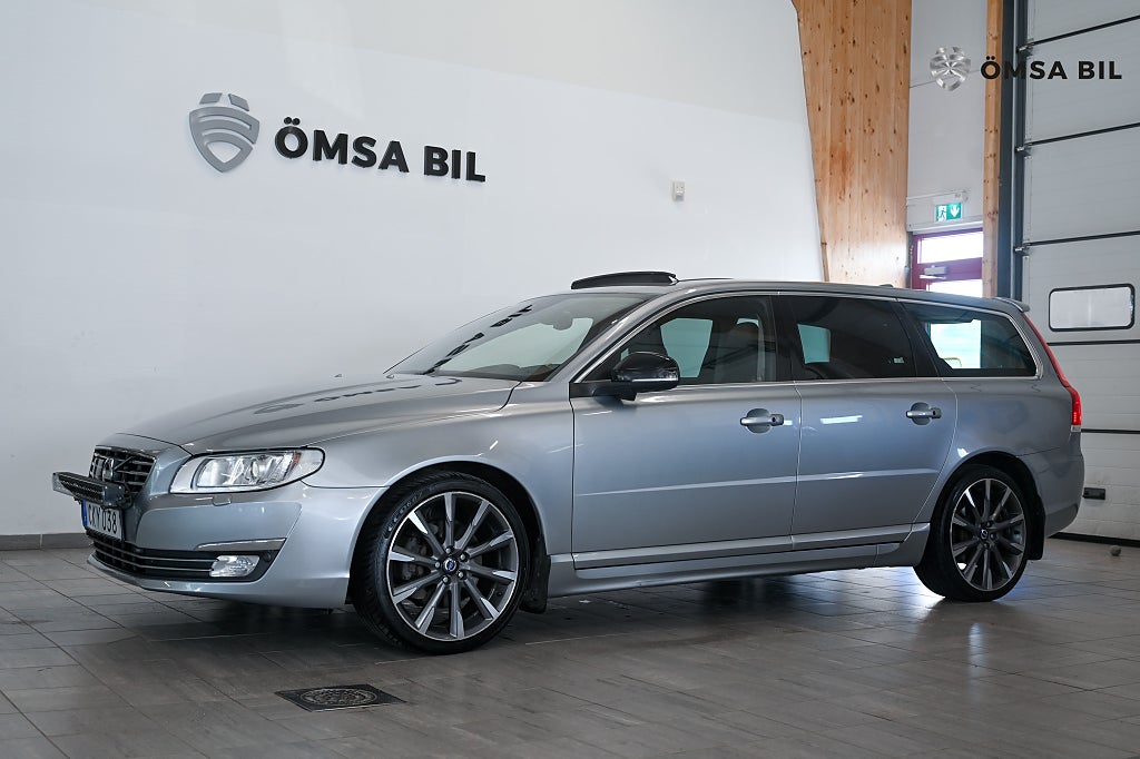 Volvo V70 D5 AWD Summum Taklucka BLIS Adapt Farth NYBES 215hk