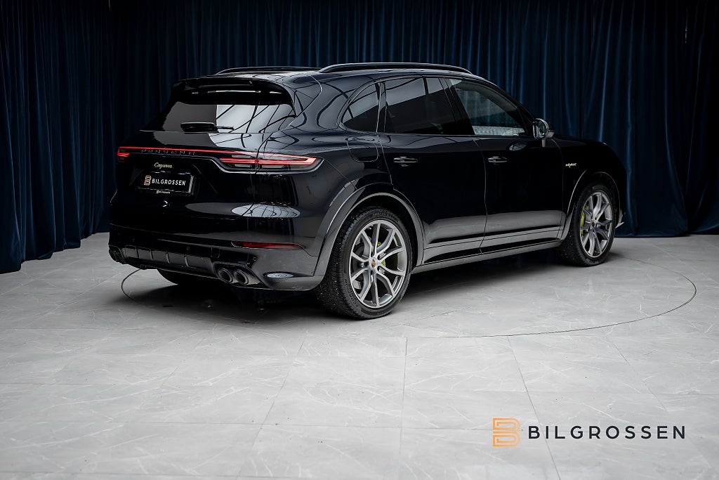 Porsche Cayenne 2022