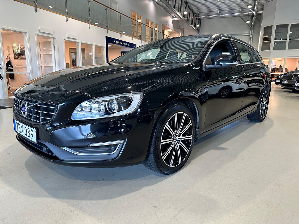 Volvo V60 D6 Twin Engine AWD Classic,Summum/ Drag / Taklucka /VOC