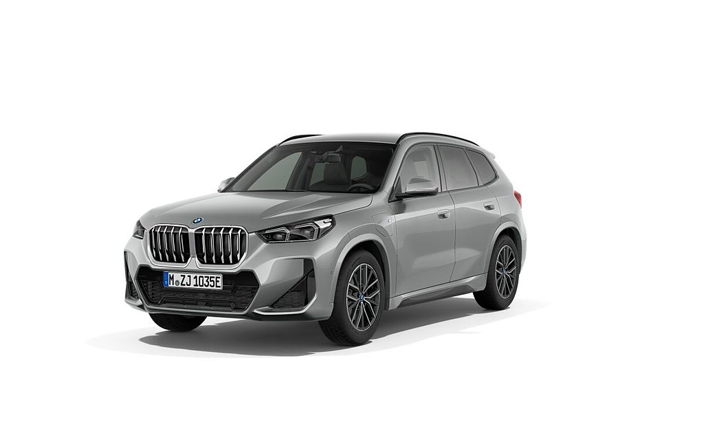 BMW X1 xDrive25e DEMO M Sport Premium Elstolar Kamera Drag