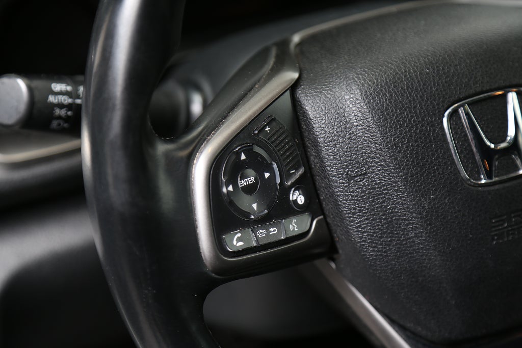 Honda Civic 1,5 i-VTEC Turbo 182hk 5D Panorama Skinn Drag 2017