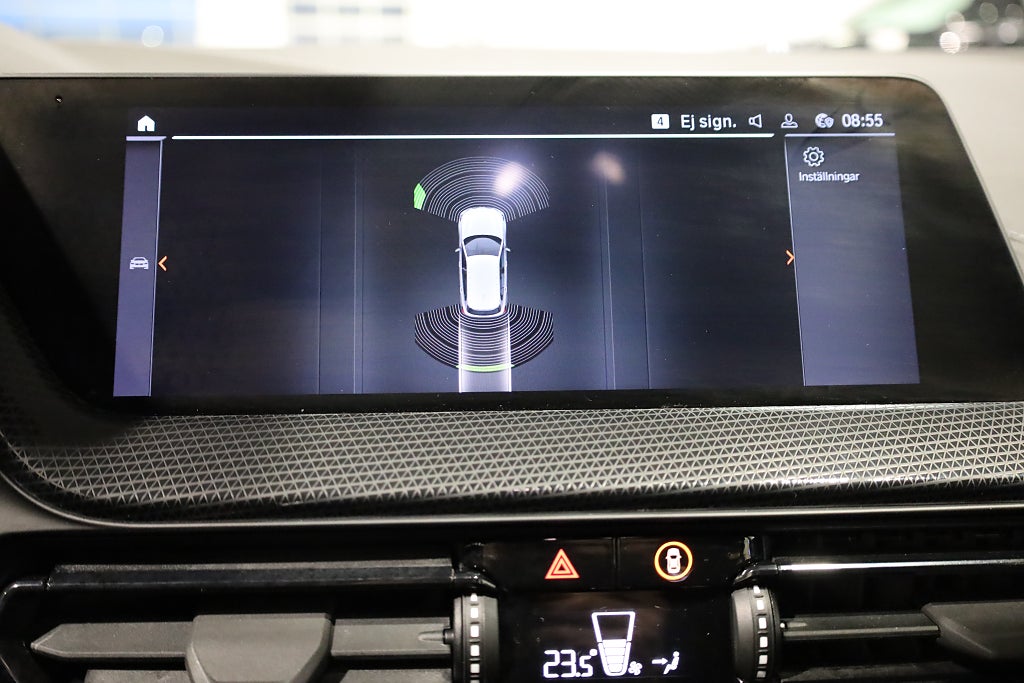 BMW 118I Sport line Navi PDC CarPlay Leasbar 2022