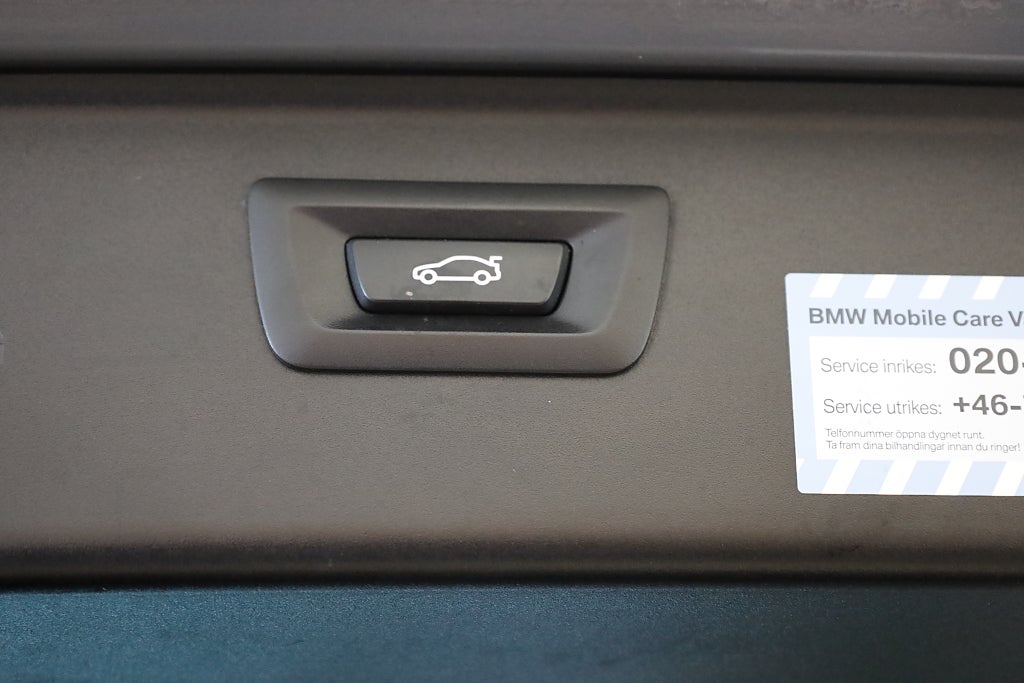 BMW 520d Touring AUT Drag Läder PDC Connected Blåtand Rattvärme 2016