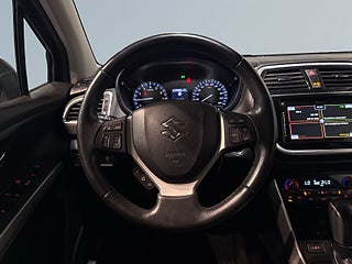Suzuki S-Cross SX4 1.4 Boosterjet AWD Kamera Psens GPS S/V-hjul – bild 9