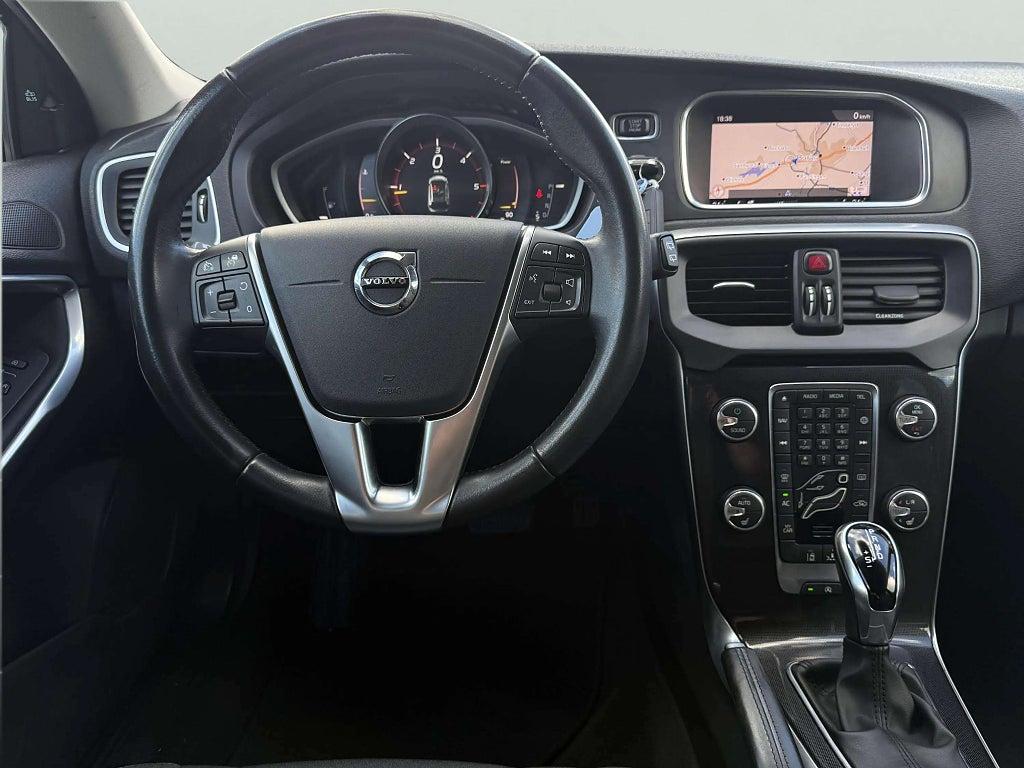 Volvo V40 Cross Country D3 Geartronic Momentum Kamera Blis Gps - miniatyr 11