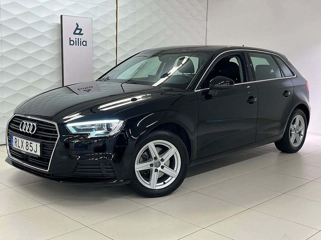 Audi A3 Sportback 35 TFSI S-Tronic / Endast 4465 mil