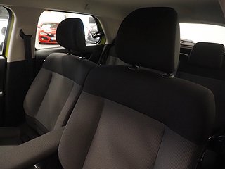 Kombi Citroën C4 Cactus 16 av 19