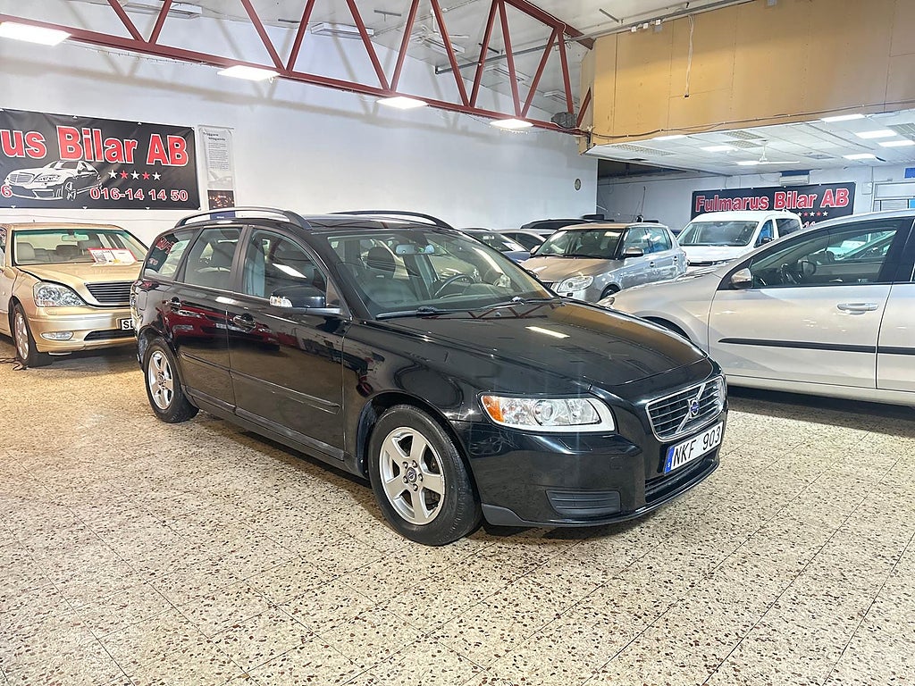 Volvo V50 1.8 Flexifuel Kinetic Ny Servad Dragkrok