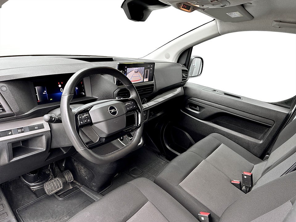 Bild på Opel Vivaro Business 2.0 BHDi 145hk Aut L3 B-KAMERA WEBASTO