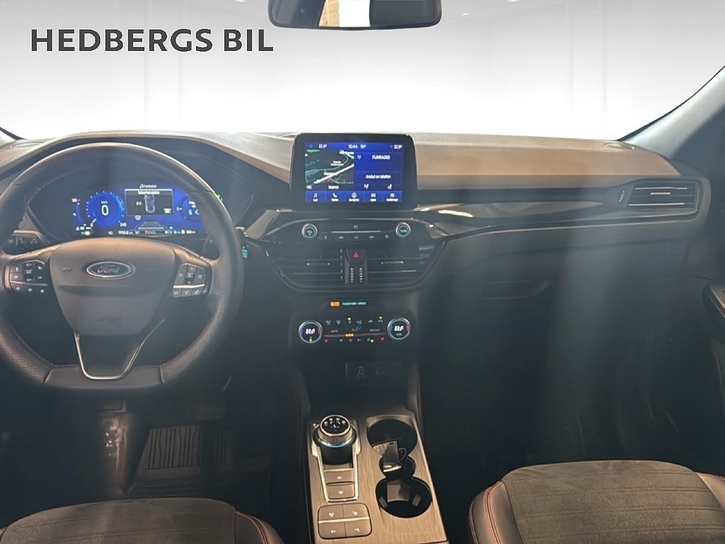 Ford Kuga ST-Line PHEV 224HK thumbnail