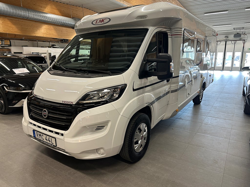 LMC T 713 Passion Alde Långbädd toa bak