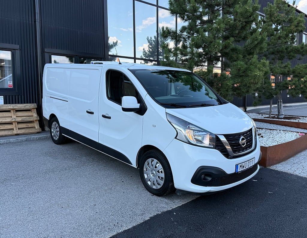 Nissan NV300 2018