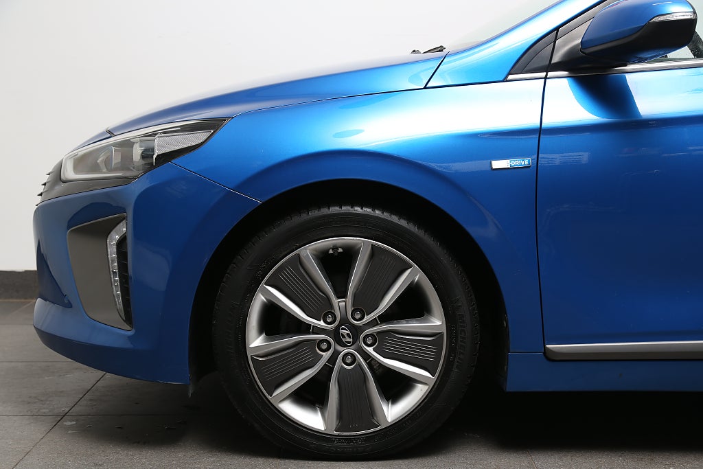 Hyundai IONIQ Hybrid 1,6 141hk Premium Plus Eco Aut Navi Skinn Motorv 2017