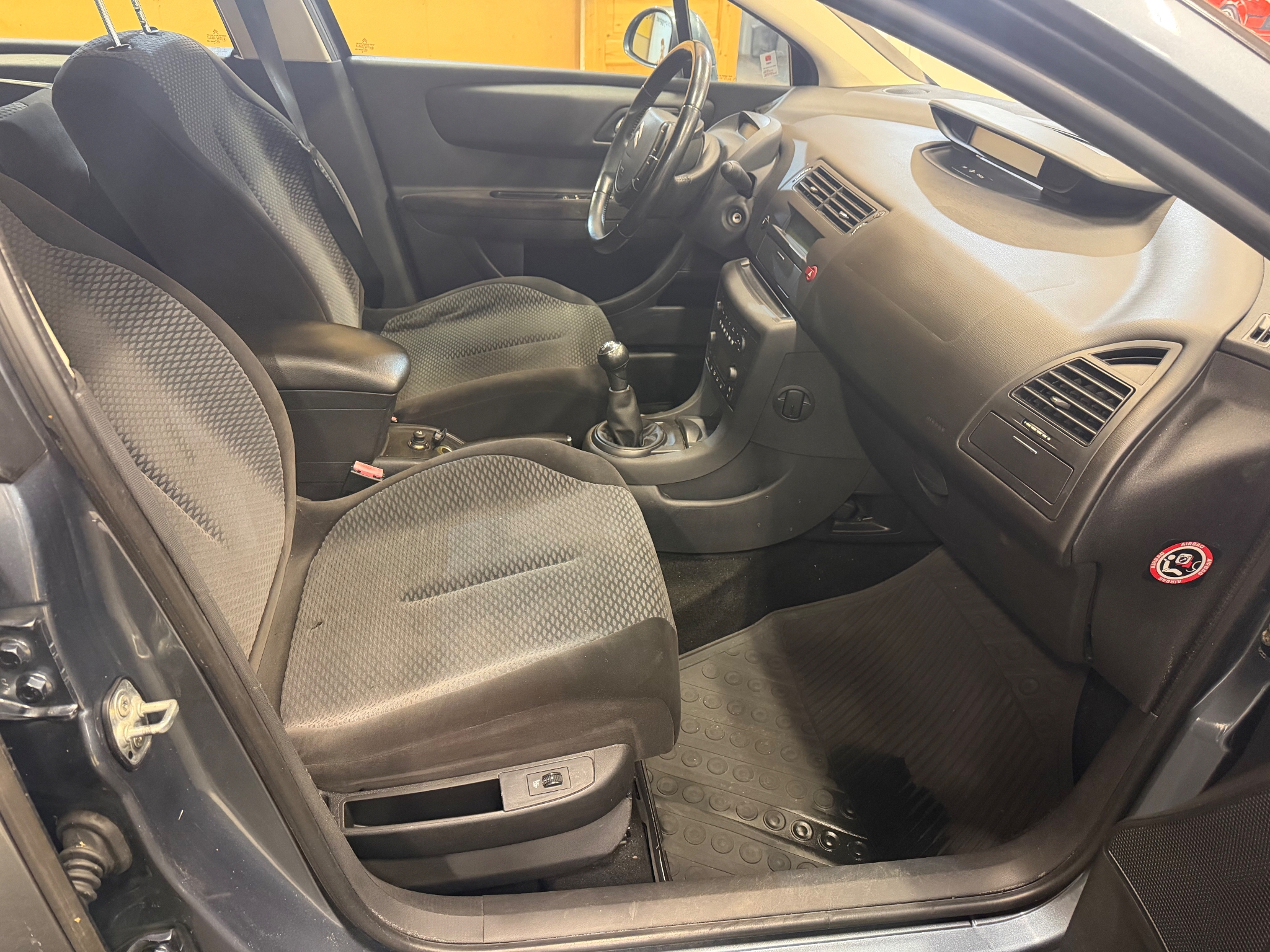 Citroen C4 1.6 HDiF Euro 4 2005, bild 7/45