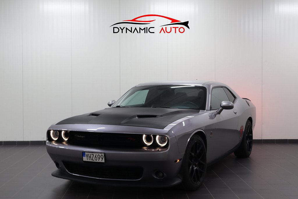 Dodge Challenger 6.4 V8 HEMI TorqueFlite **Reserverad**