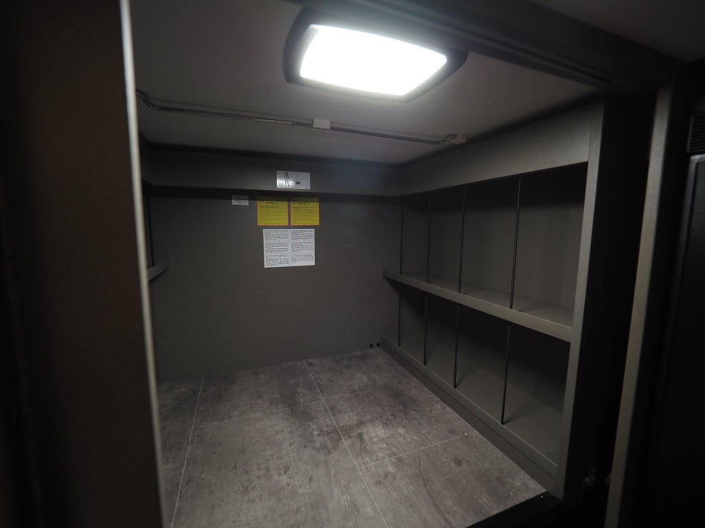 CHALLENGER X250 Markis Taksäng Stort garage AUT