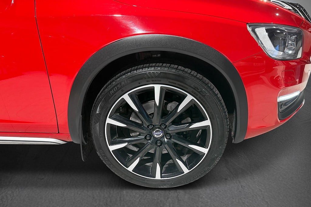 Volvo V60 Cross Country D4 Classic Summum AUT Drag VOC 2018