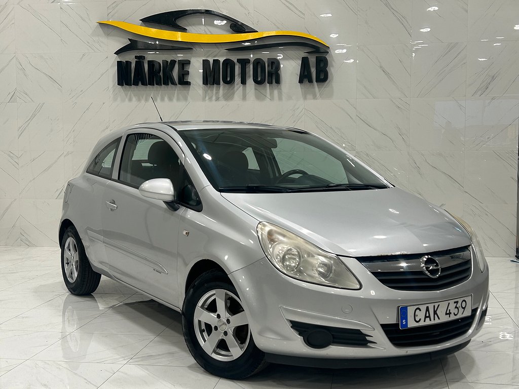 Opel Corsa 3-dörrar 1.4 Euro 4 Ratt värme Ny-Servad 