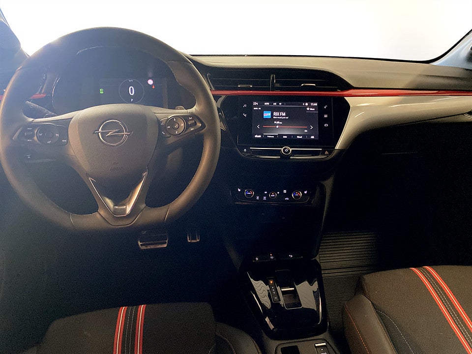 Bild på Opel Corsa GSI 1.2 PT 130hk Aut B-KAMERA CARPLAY