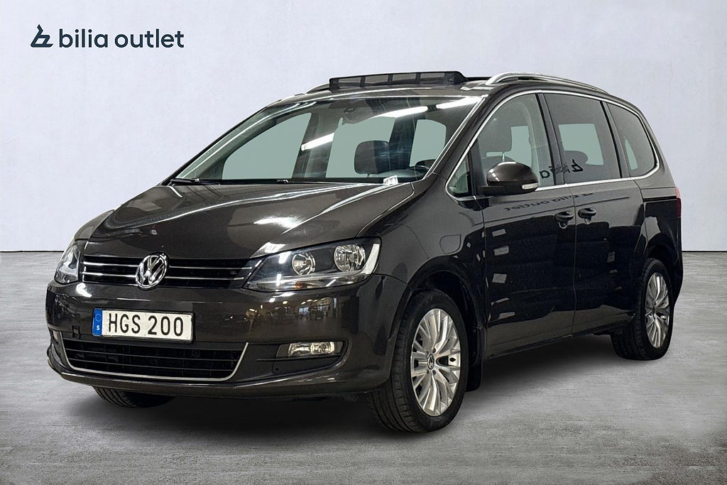 Volkswagen Sharan 2.0 TDI Premium DSG 7-sits 140hk Pano Drag