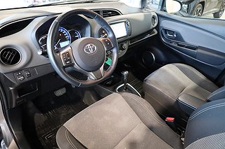 Halvkombi Toyota Yaris 8 av 22
