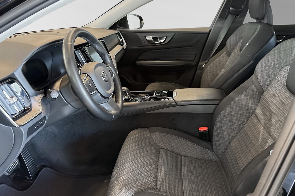 Volvo V60 Recharge T6 Core Edition 2023, kuva 7/10