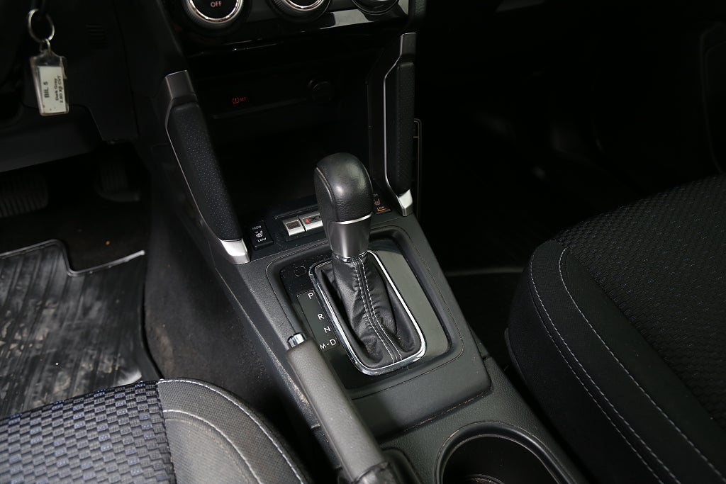 Subaru Forester 2,0D 147hk XS 4WD Aut Kamera Motorv Drag 2016