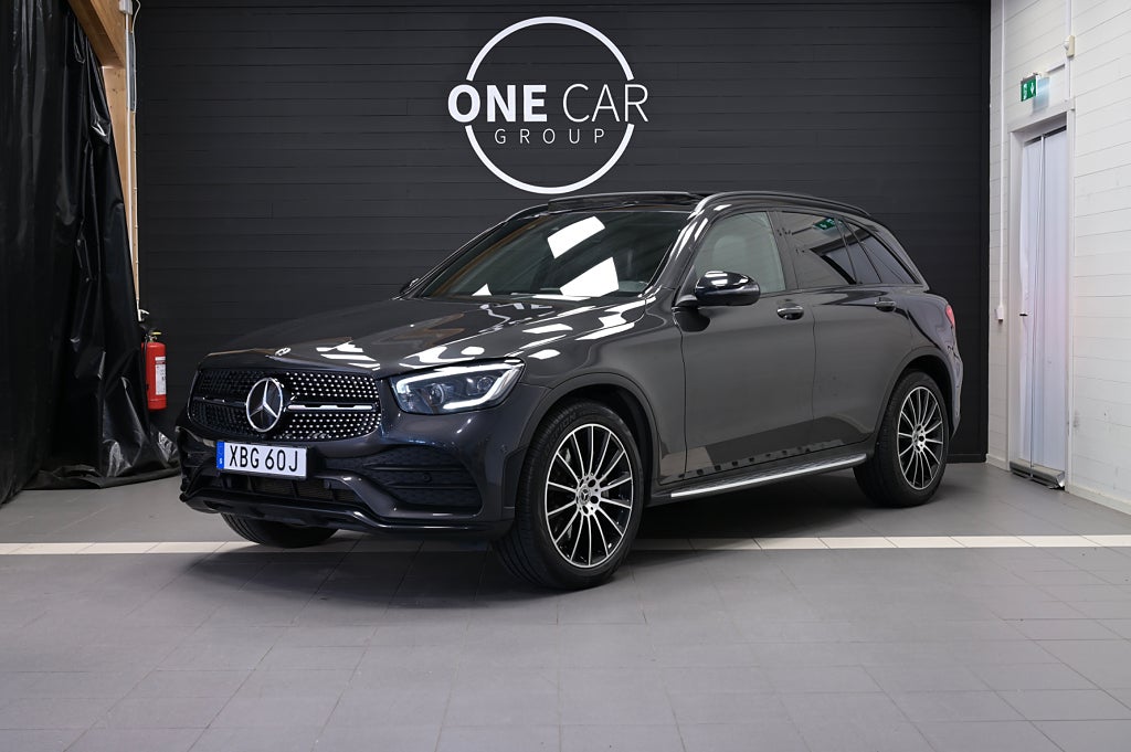 Mercedes-Benz GLC 220 d 4MATIC AMG Burmester HuD Pano D-Värm Coockpit