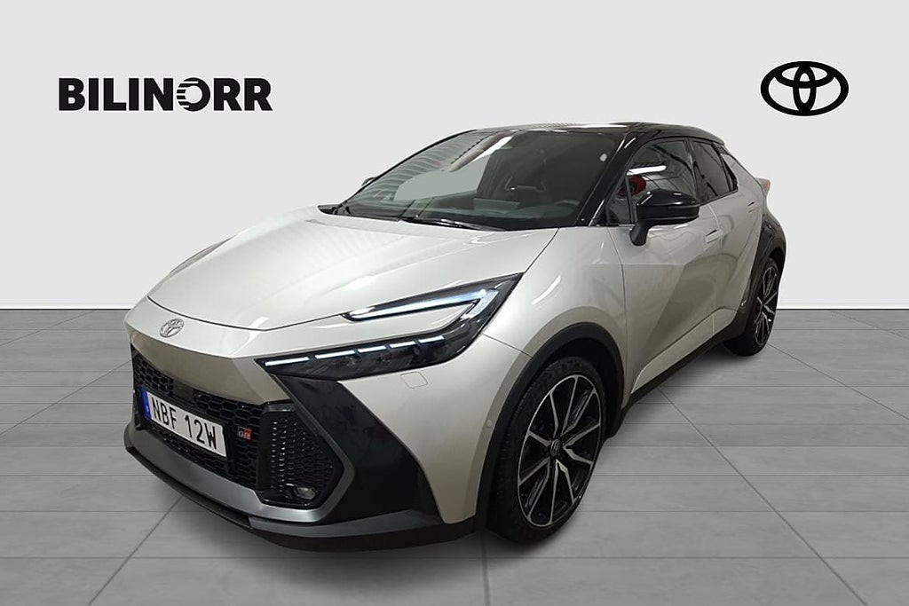 Toyota C-HR Hybrid AWD-i 2,0 GR SPORT PREMIERE V-HJUL