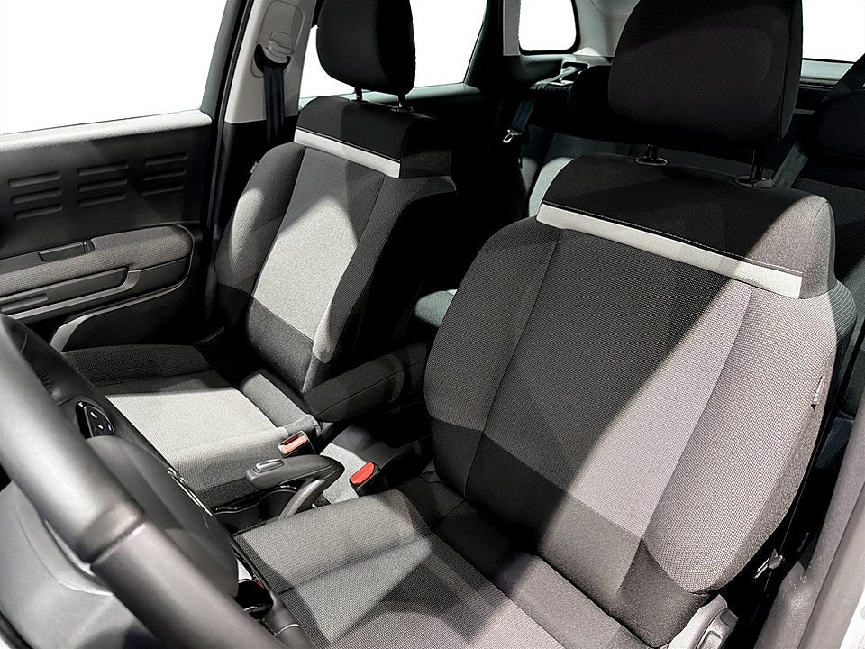 Bild på Citroën C3 Aircross Shine 1.2 PT 130hk Aut - CARPLAY, BACKSENSORER