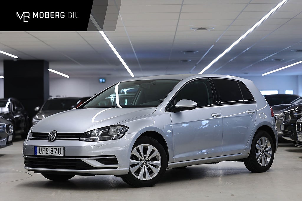 Volkswagen Golf 5-dörrar Golf 1.0 TSI 116hk Carplay PDC 712:- årsskatt