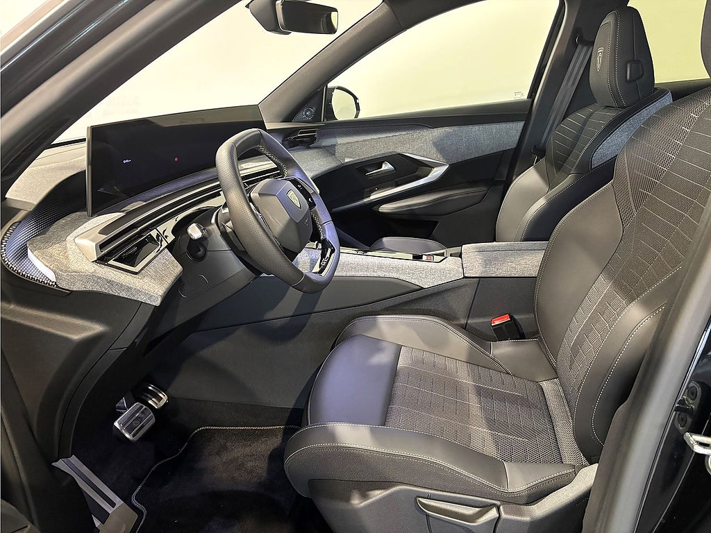 Bild på Peugeot 3008 GT Hybrid 145hk Aut - B-KAMERA,CARPLAY,NAV