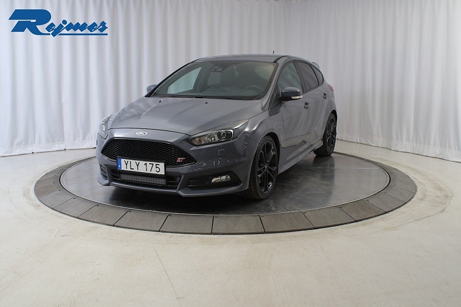 Ford Focus ST III 2.0 TDCi 180 5-d A