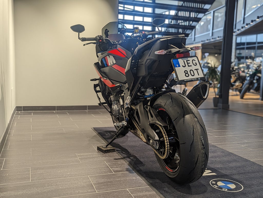 BMW M1000XR/Boka din 2026:a idag!