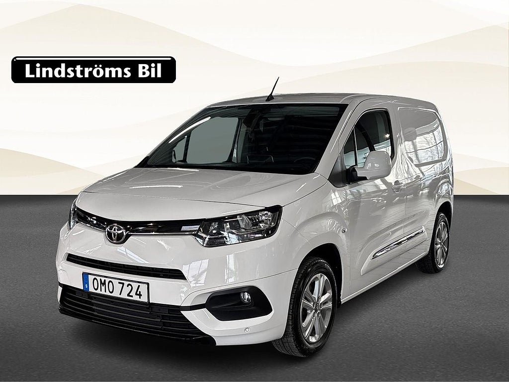 Toyota proace-city 1.2T Professional Dragkrok V-hjul Moms