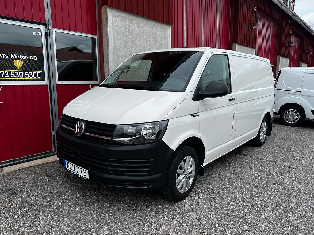 Volkswagen Transporter 2.0TDI D-värmare V-inredd Drag EU6