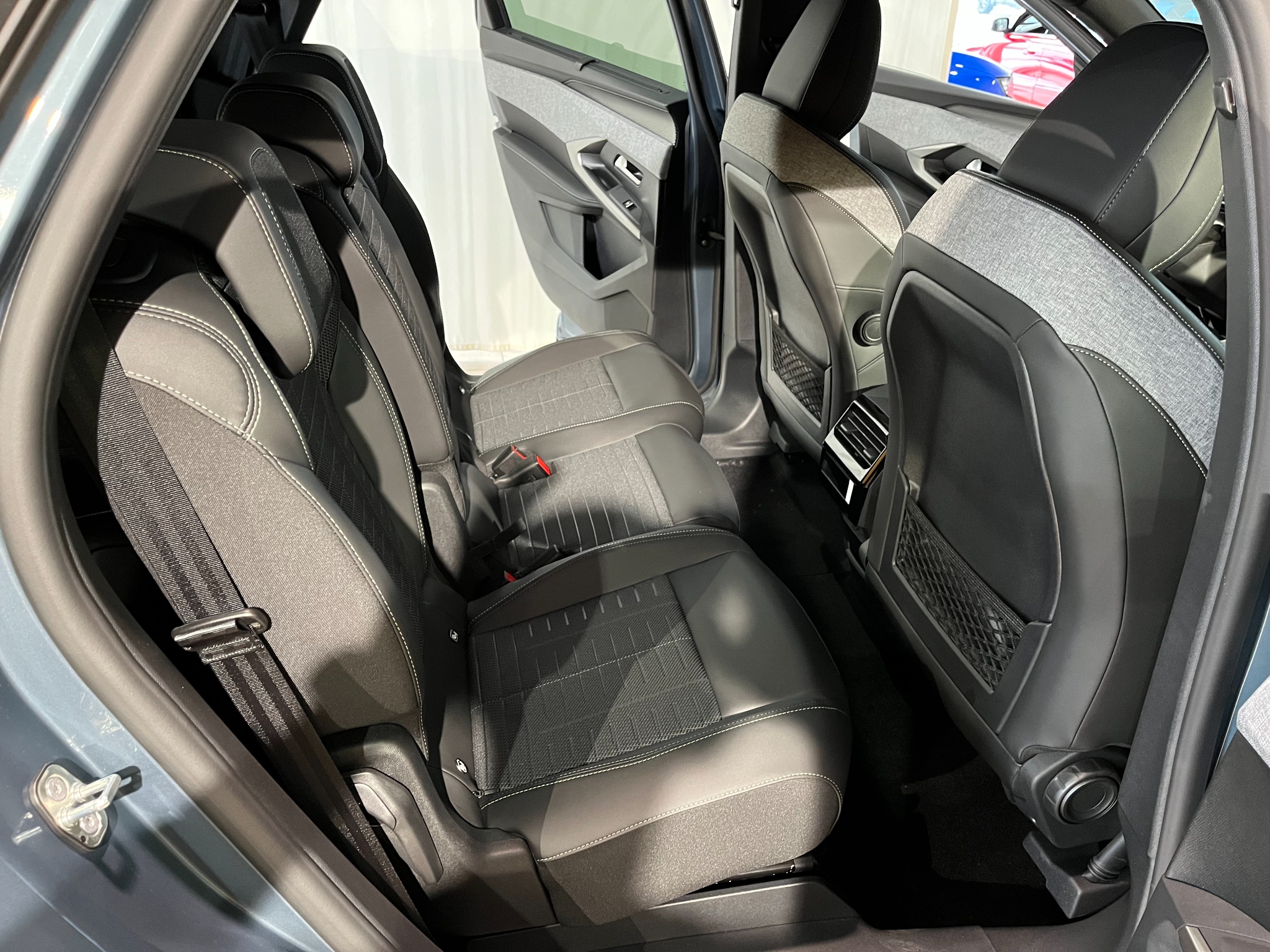 Peugeot 5008 HYBRID 136 ,GT , Aut 2025, bild 7/41