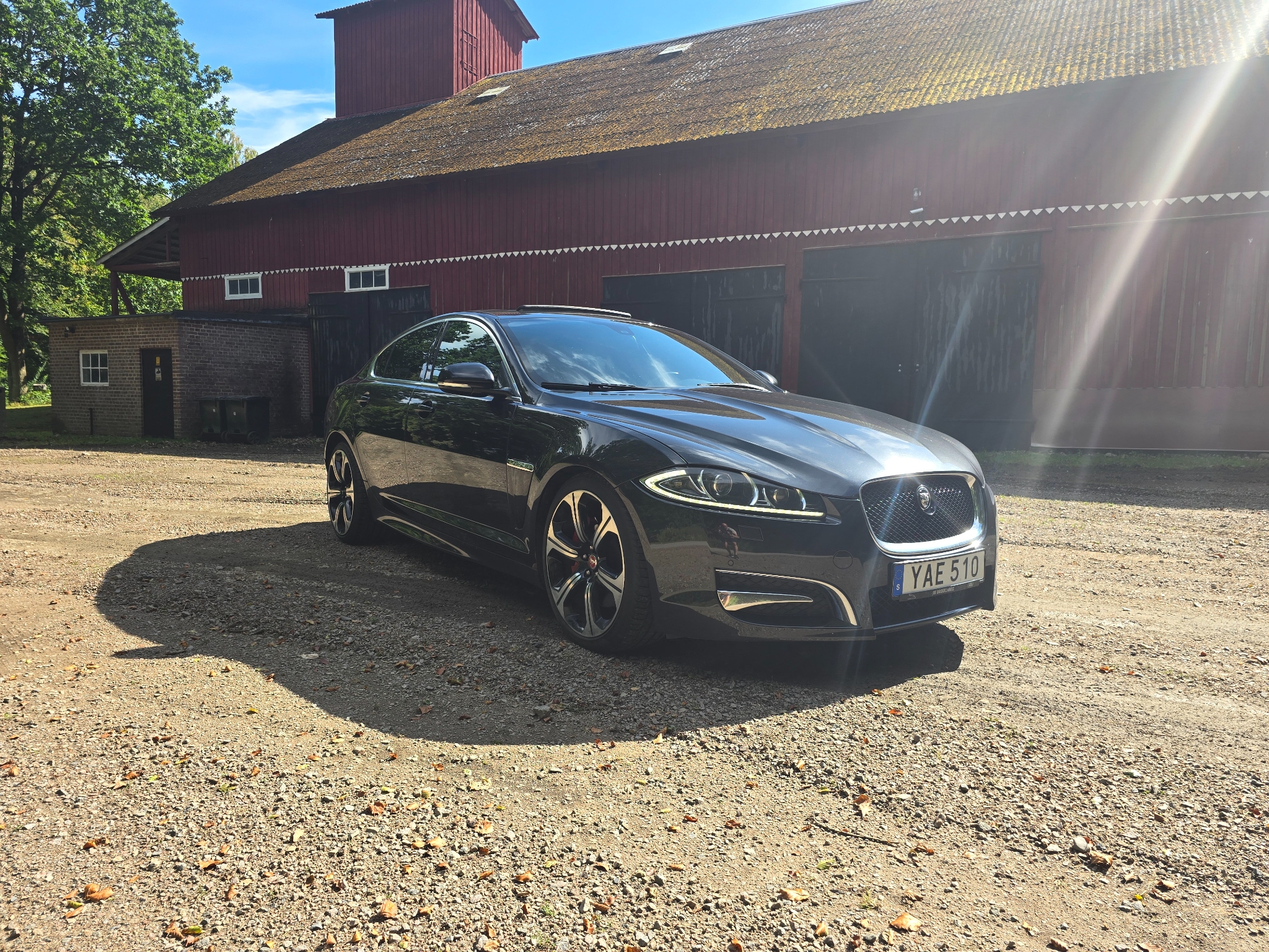 Jaguar XF 5.0 V8 385 hk 2012, bild 2/55