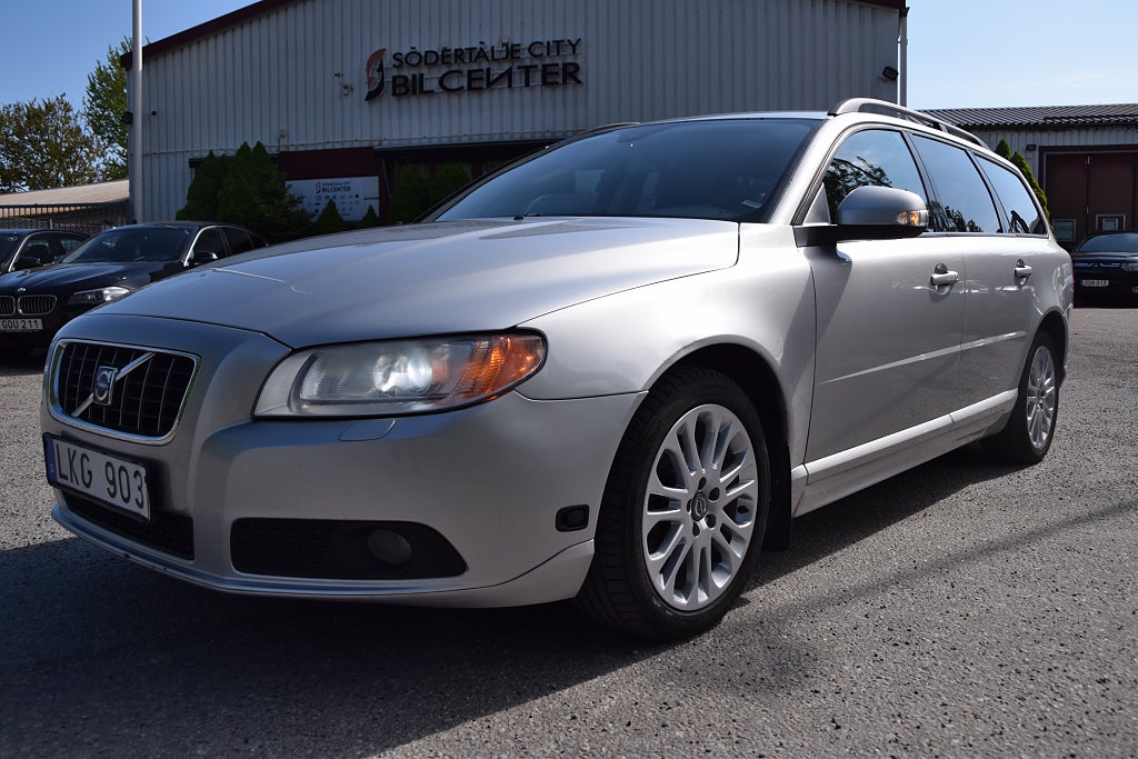 Volvo V70 2.0F Powershift Momentum Euro 4 Auto 