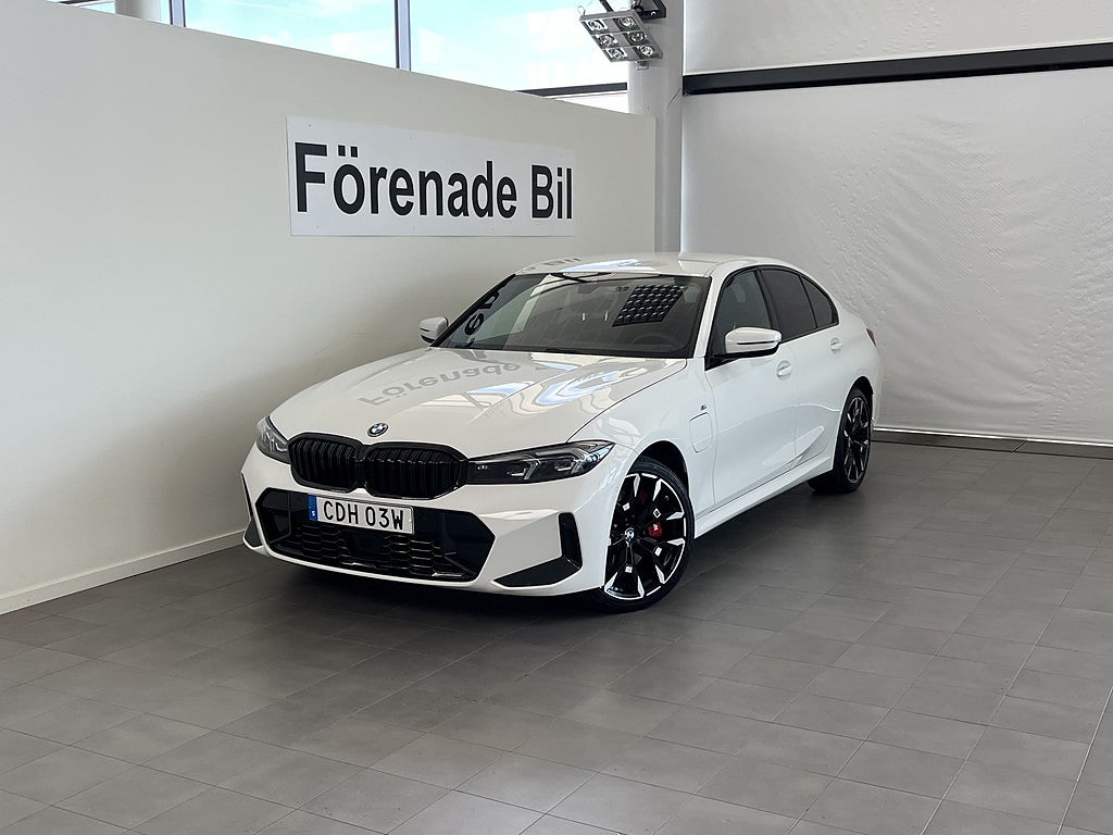 BMW 330e xDrive Sedan M Sport Rattvärme Drag H/K Park Assist 