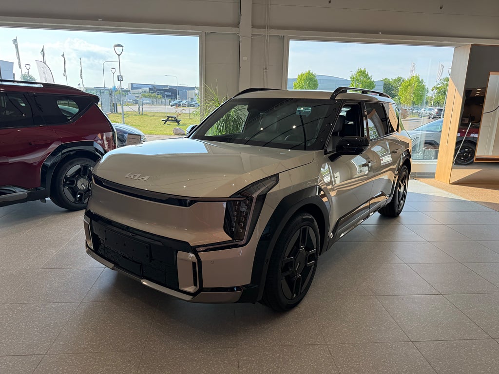 Kia EV9 GT-Line 7-sits AWD Business Edition *OMG LEV*