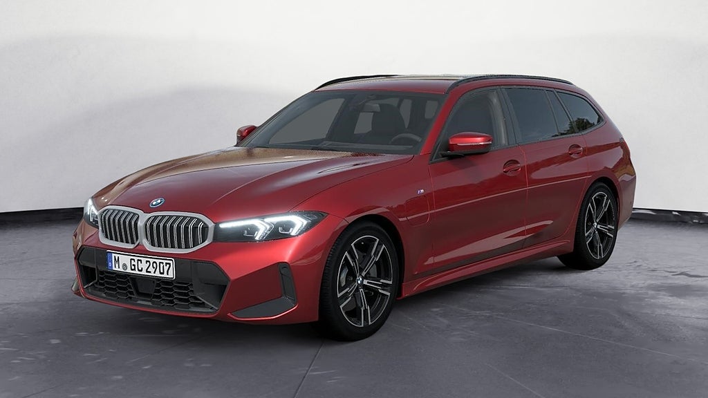 BMW 330e xDrive Touring 4,45% ränta M Sport Active Fartpilot Drag